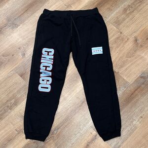 World Calhoun Women’s Chicago Joggers Sweatpants in Black Size L